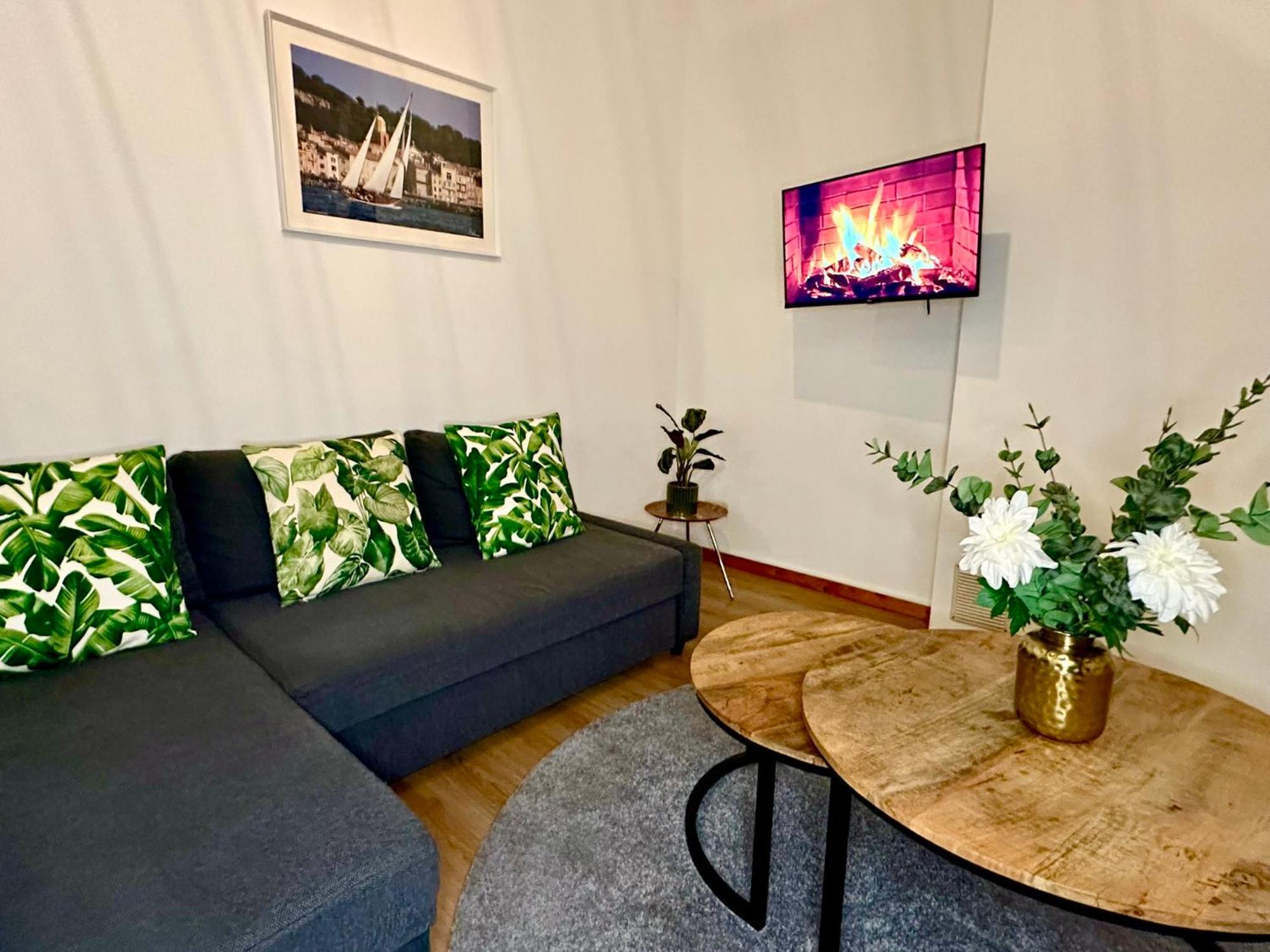 Apartment Luxury By Rikas